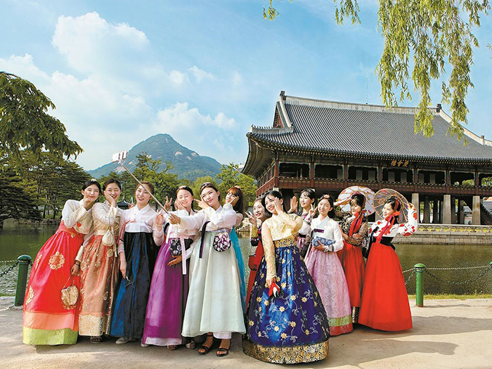 Rực rỡ vẻ đẹp 4 mùa tại đại học Ajou – Hàn Quốc